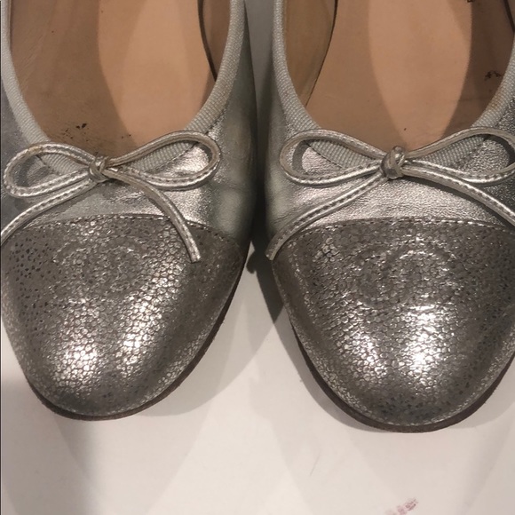 Chanel ballet flats in solver with box! - Picture 4 of 4